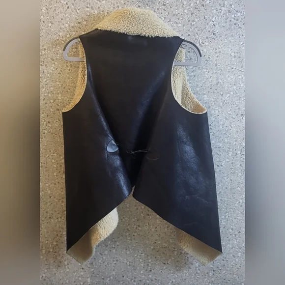 Vest For Womens Faux Leather, Black, Faux Fur, "Celle" 42 Chest - Picture 12 of 12